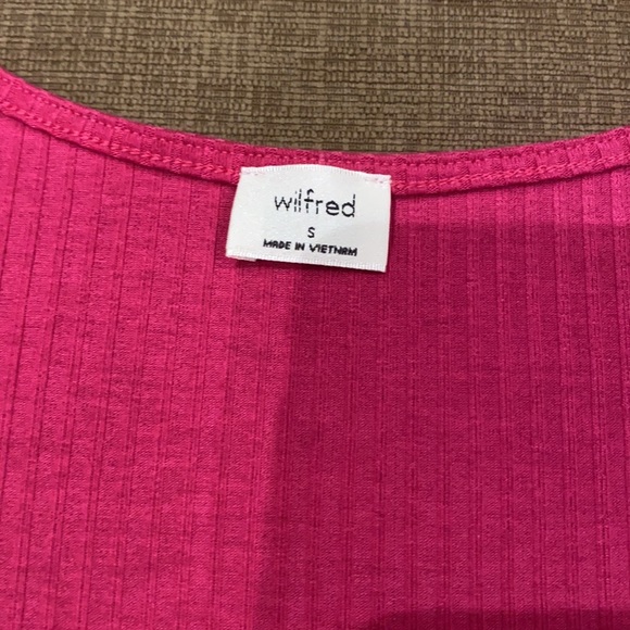 Nwot Aritzia top - Picture 4 of 8